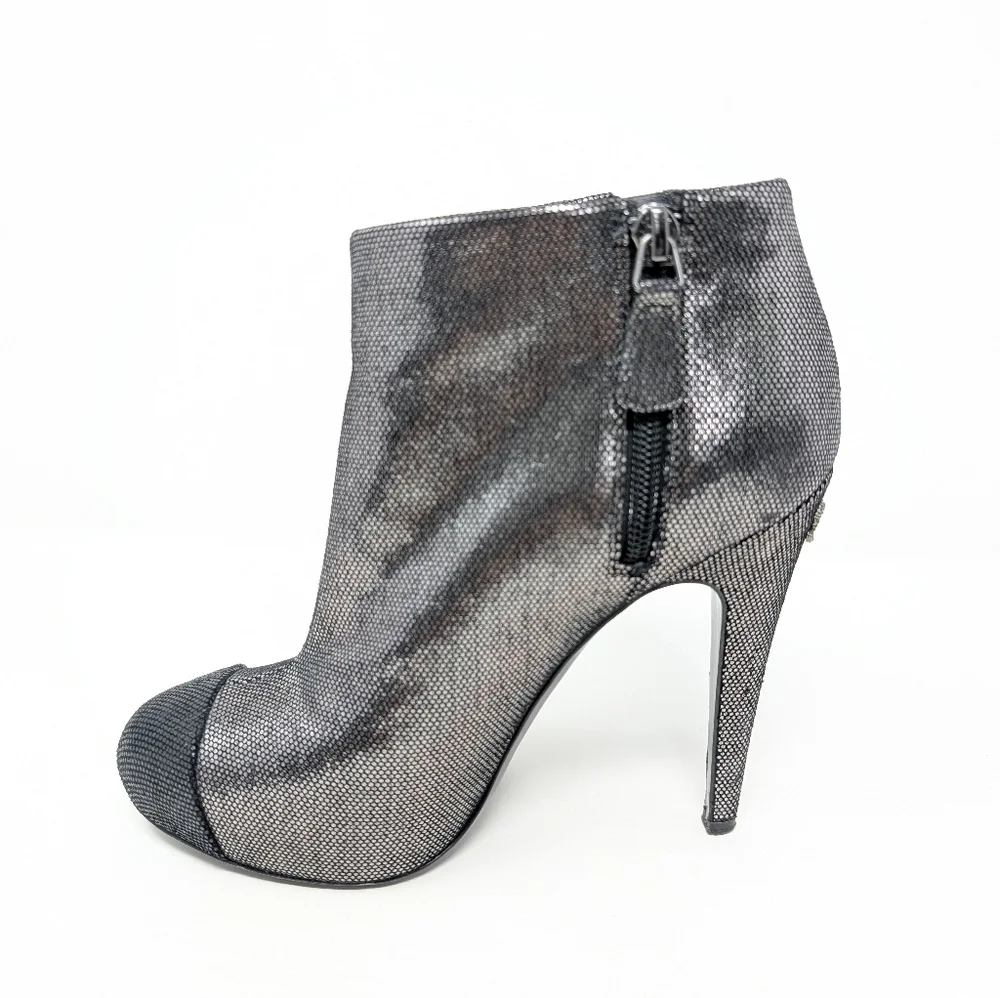 Chanel Silver Cap Toe Ankle Boots CC Size 37 Metallic Logo Booties